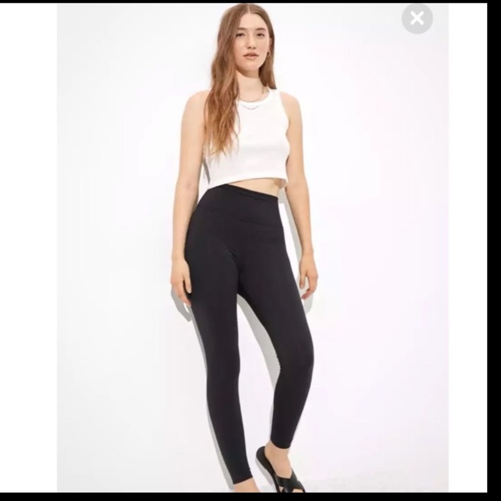 American Eagle Outfitters NWOT the everything highest rise legging black small